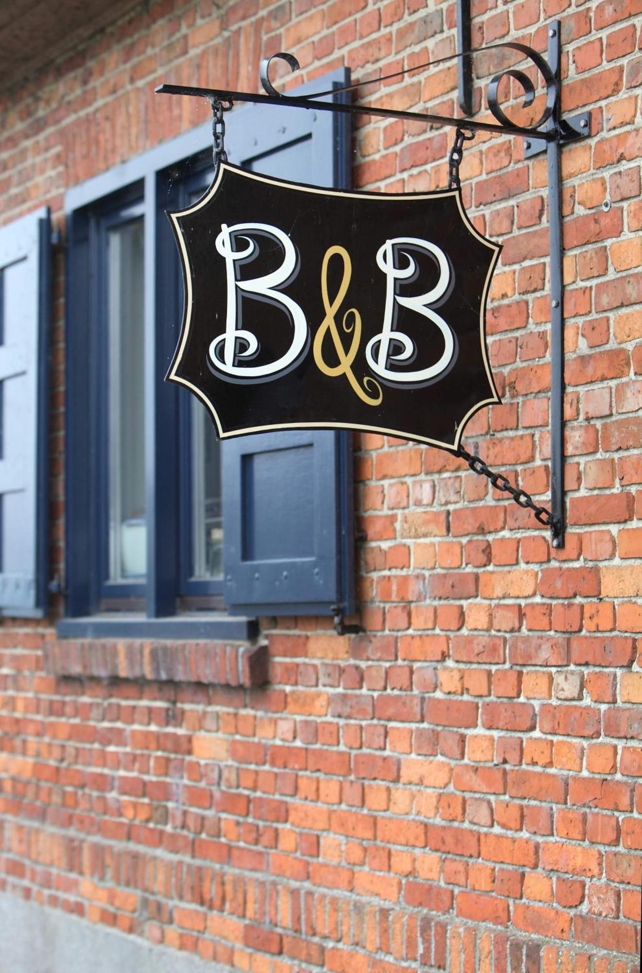 B&B Back2Front Boezinge Ruang foto