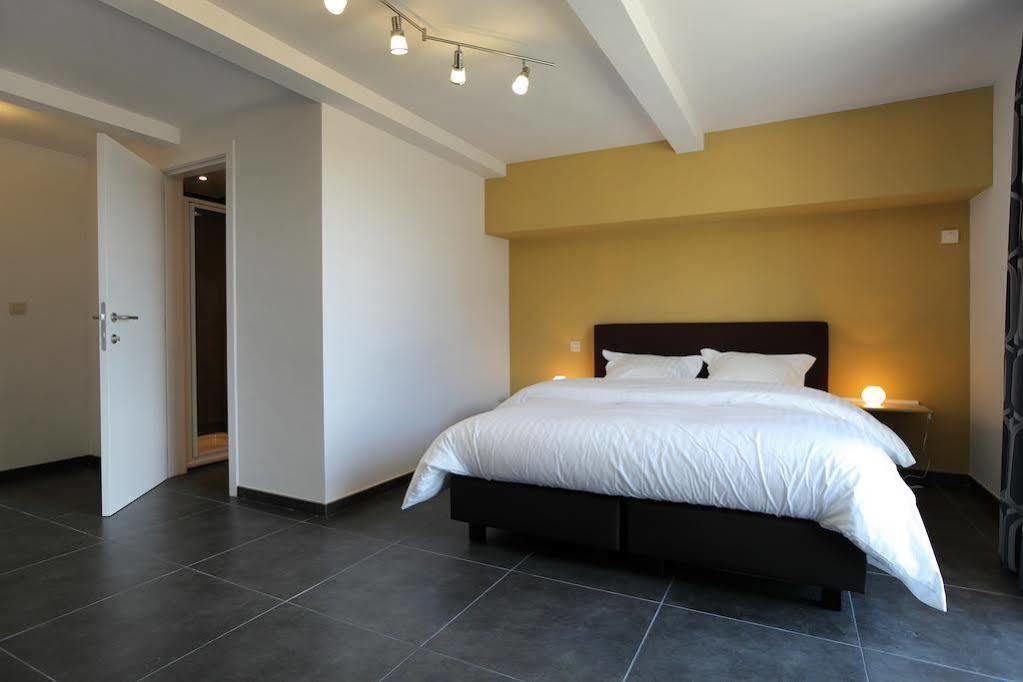 B&B Back2Front Boezinge Bagian luar foto